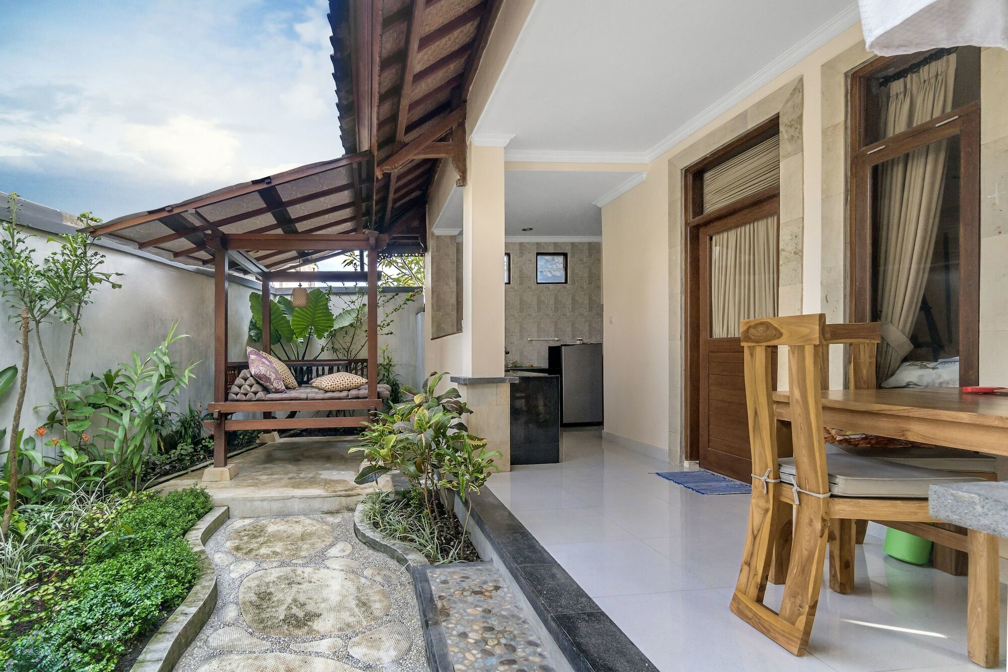 Guest house Metteyya Healing House